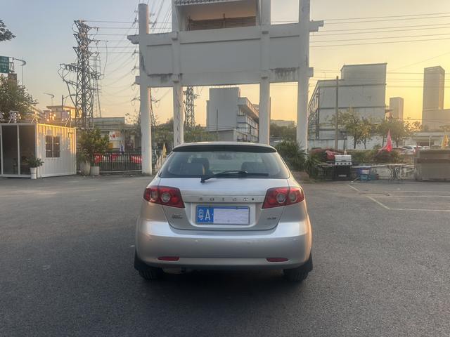 Véhicule d'occasion certifié SAIC-GM Buick Excelle HRV 1.6LE-AT 2005 - u22097626