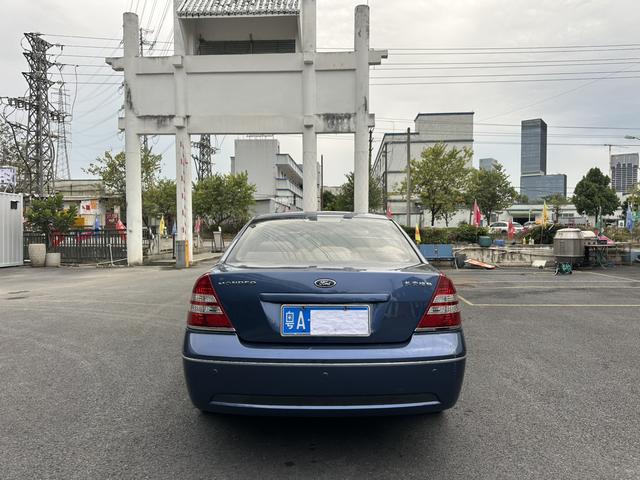 Ford Mondeo 2005 2.0L Elite Edition d'occasion certifiée - u21717319