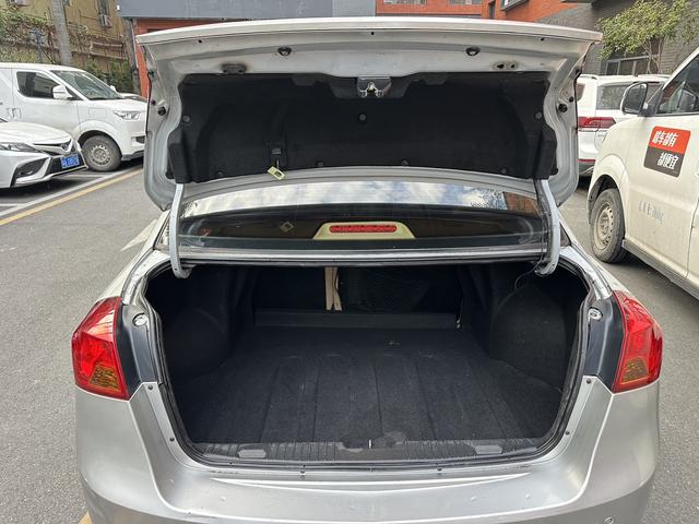 SAIC-GM Buick Excelle 2013 1.5L Automatique Édition Premium d'occasion certifiée - u22015245