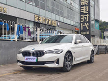 Certificated Pre-Owned BMW 5 Series PHEV 2022 Second Facelift 535Le Luxury Package -u22550743