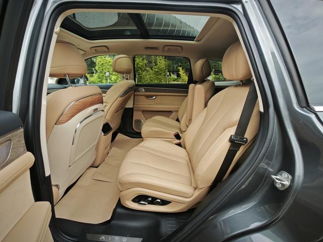 Certificated Pre-Owned Wenjie M7 2022 4WD Luxury Edition -u21905590