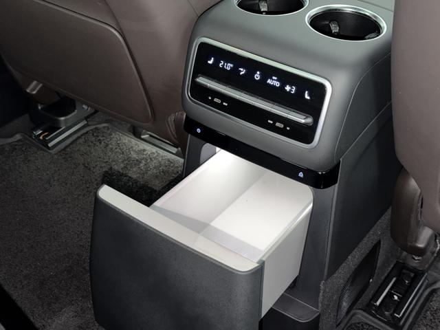 Pre-Owned Li L9 2022 Max Edition