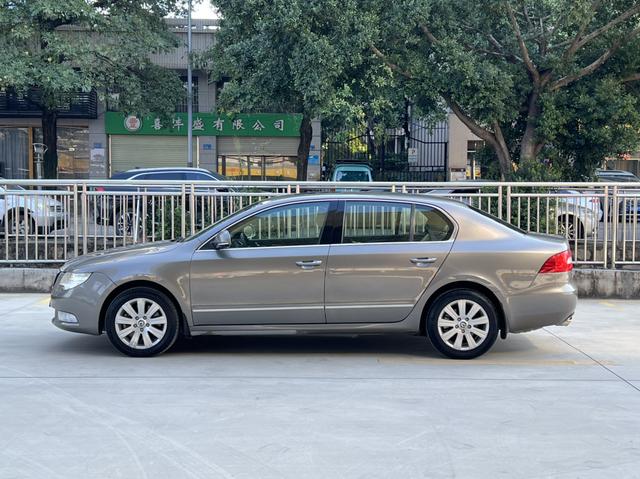 Certificated Pre-Owned Skoda Superb 2010 1.4TSI DSG Elegance Edition - u22063900