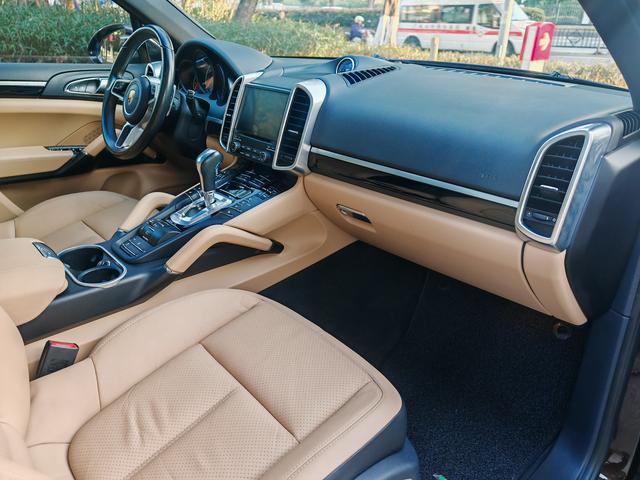 Certificated Pre-Owned Porsche Cayenne 2016 Cayenne 3.0T - u22058944