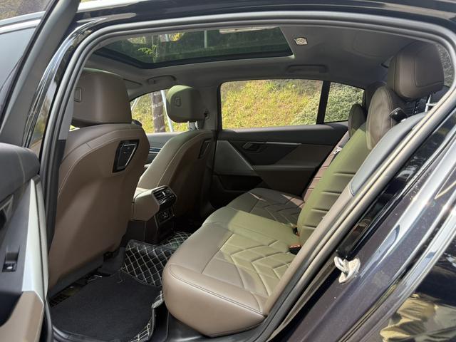 Certificated Pre-Owned BMW i5 2024 eDrive35L M Sport Package -u22594702