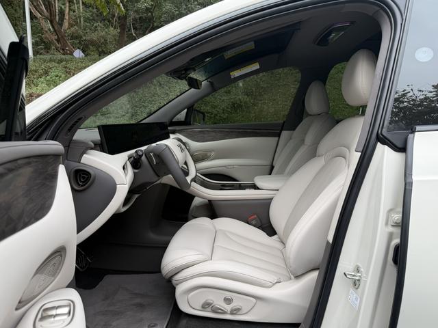 Certificated Pre-Owned IM LS7 2025 Refreshed Edition Ultra -u22484548