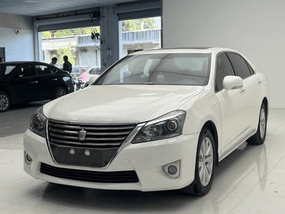 Certificated Used Crown 2012 Model 2.5L Royal Leather Edition