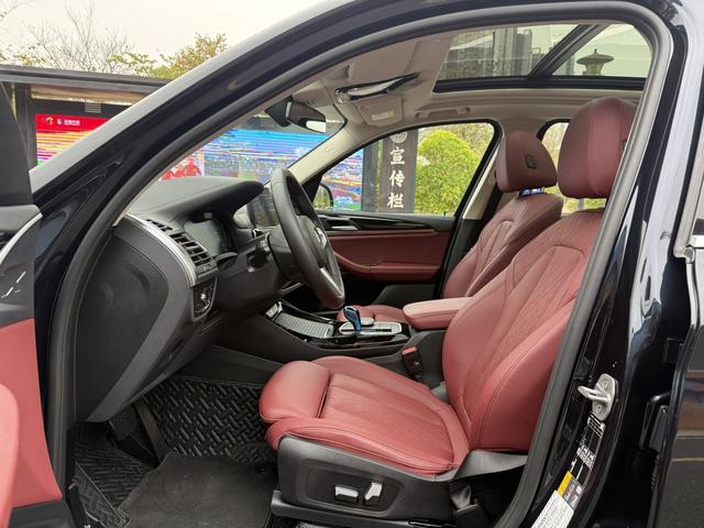 Certificated Pre-Owned BMW iX3 2023 Leading Edition -u22561166