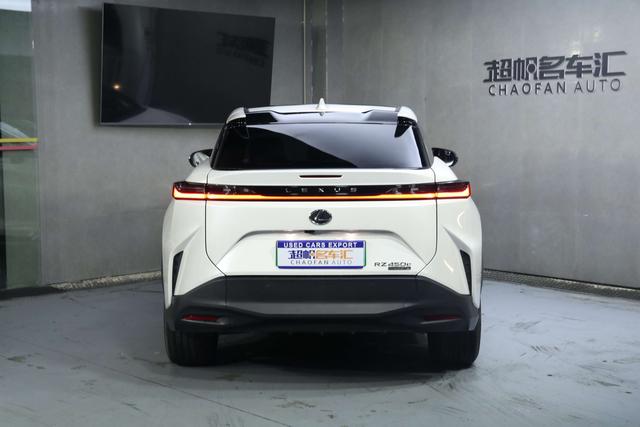 Pre-Owned Lexus RZ 2023 Model 450e DIRECT4 Premium Version