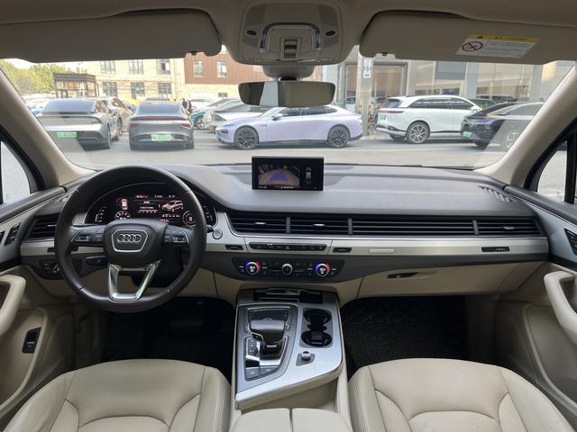 Certificated Pre-Owned Audi Q7 2016 40 TFSI S line Sporty Version - u22568331