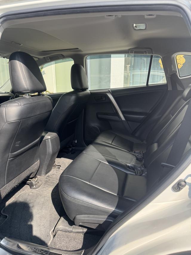 Certificated Pre-Owned RAV4 Rongfang 2015 2.0L CVT Two-Wheel Drive Fashion Edition - u22669329