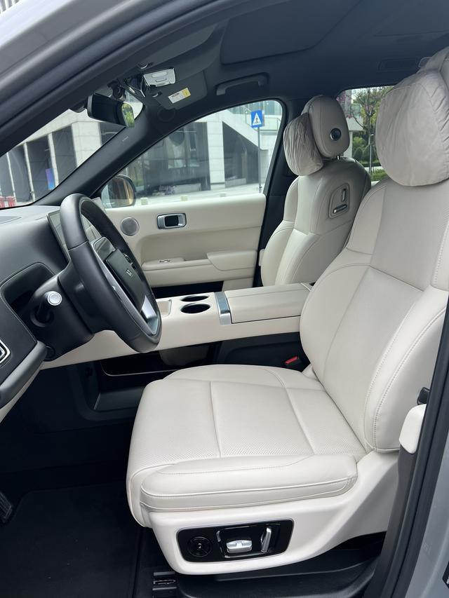 Certificated Pre-Owned Li Auto L9 2024 Ultra Edition -u22043370
