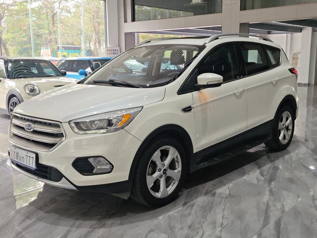 Certificated Pre-Owned Ford Kuga 2017 EcoBoost 180 Two-wheel Drive Platinum Edition - u22554681