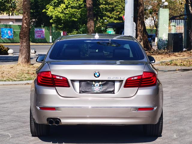 Certificated Pre-Owned BMW 5 Series 2014 525Li Luxury Design Package - u22330003