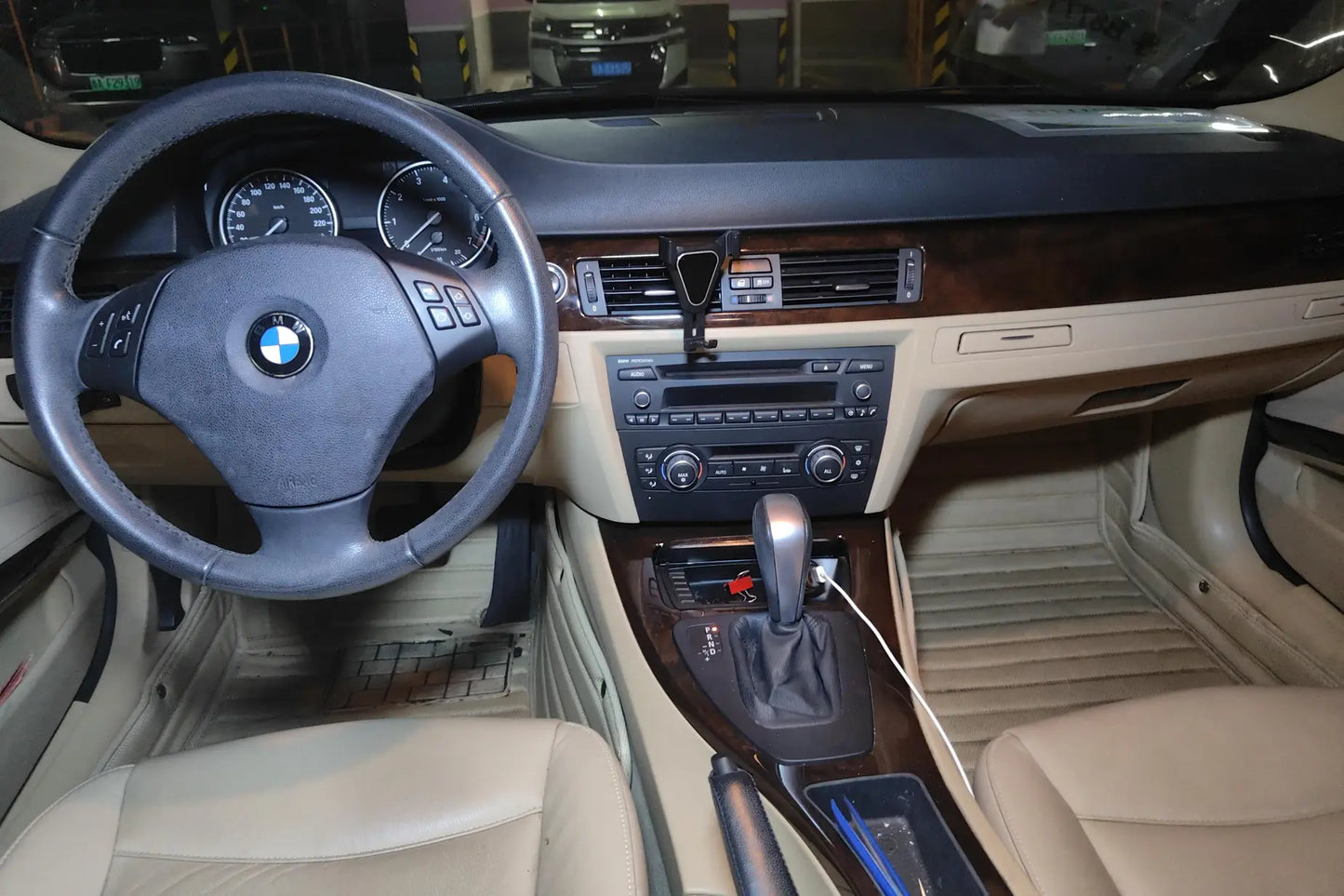 Certificated Used BMW 3 Series 2012 Model 320i Fashion Trim