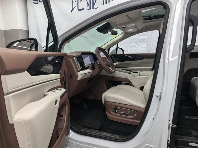 Certificated Pre-Owned BYD Xia 2025 DM-i 180KM Excellence Edition -u22591913