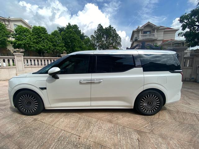 Pre-Owned ZEEKR 009 2023 ME Version