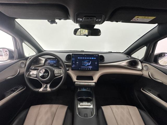 Certificated Pre-Owned BYD Dolphin 2025 420KM Fashion Edition -u22548001