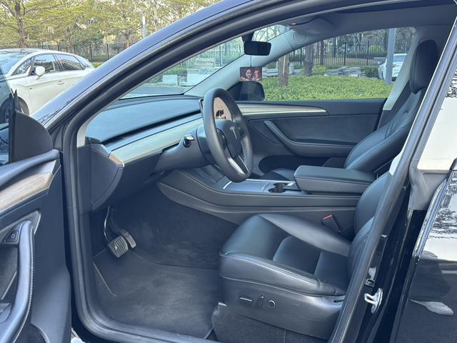 Certificated Pre-Owned Tesla Model Y 2022 Refreshed Rear-Wheel Drive Version
