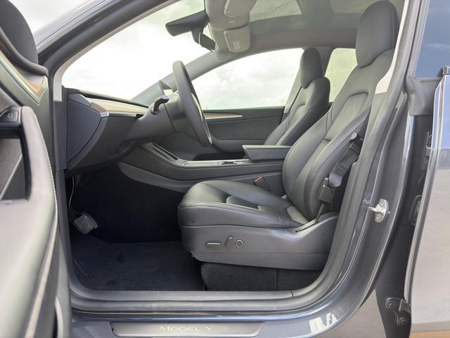 Pre-Owned Model Y 2021 Long-Range All-Wheel Drive Version