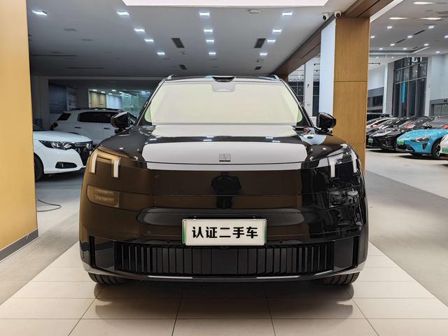 Certificated Pre-Owned Lynk & Co 900 2025 2.0T Ultra