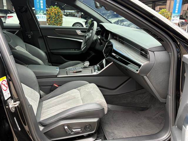 Certificated Pre-Owned Audi A6L 2024 45 TFSI quattro Exclusive Dynamic Edition - u22412438