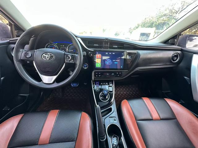 Certificated Pre-Owned GAC Toyota Corolla 2017 Restyled Hybrid 1.8L E-CVT Leading Edition, China V Emission Standard -u22026771