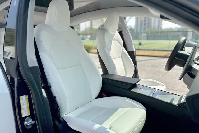 Certificated Pre-Owned Model Y 2025 Long Range All-Wheel Drive Launch Edition -u22481695