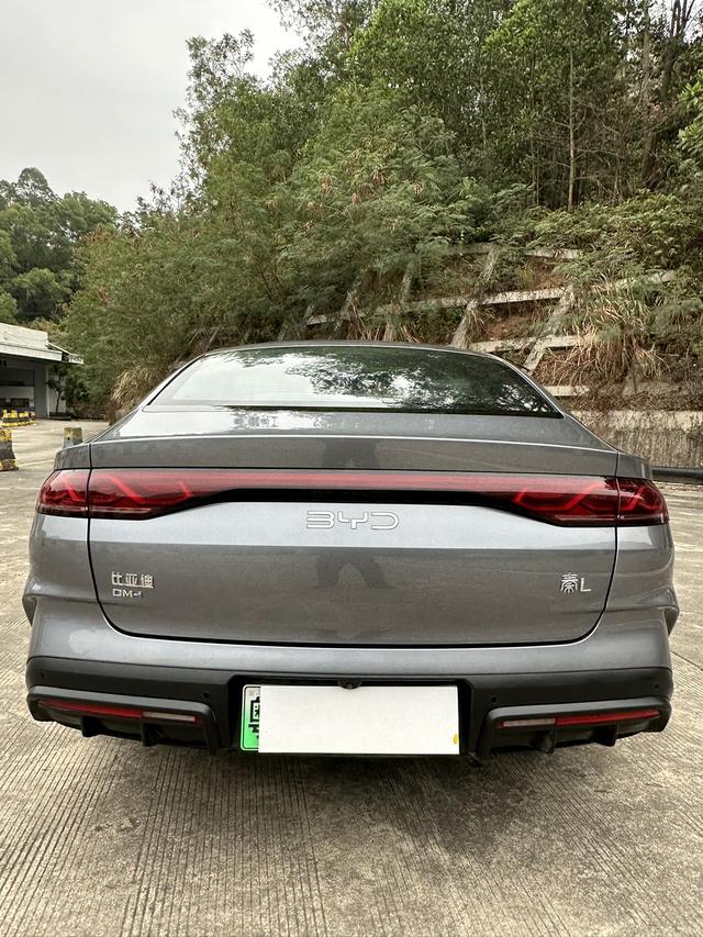 Certificated Pre-Owned BYD Qin L DM 2024 DM-i 120KM Excellence Edition -u22526873