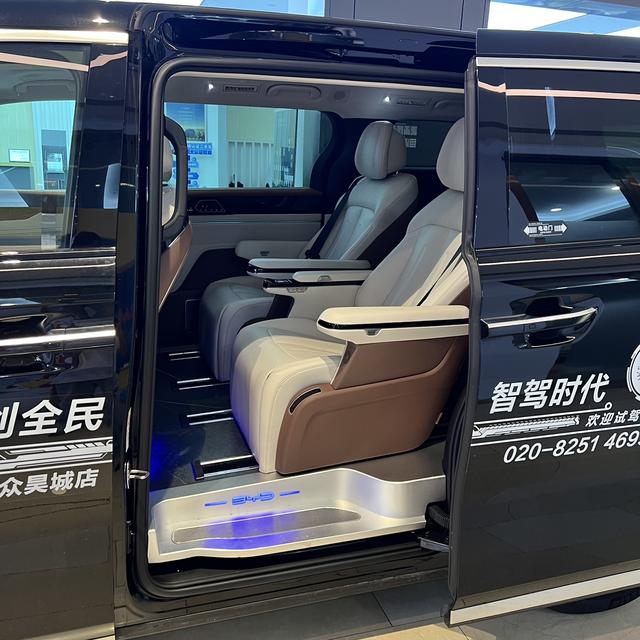 Certificated Pre-Owned BYD Xia 2025 DM-i 180KM Excellence Edition -u20771369