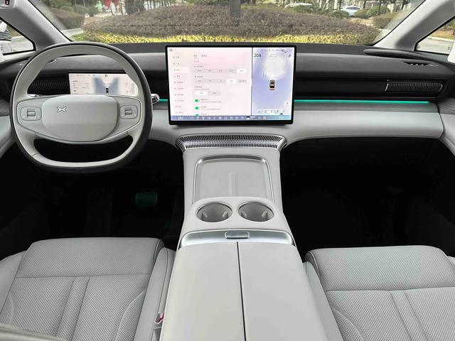 Certificated Pre-Owned XPENG X9 2024 702 Ultra Long Range Max-u22045757