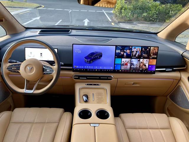 Certificated Pre-Owned VOYAH Dreamer PHEV 2025 4WD Flagship Kunpeng Edition -u22600139