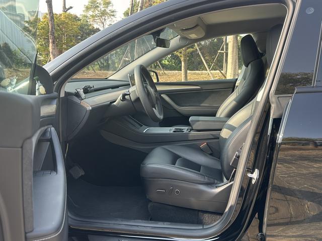 Certificated Pre-Owned Tesla Model Y 2022 Restyled Rear-Wheel Drive Version -u22500230