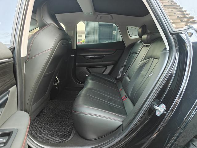 Certificated Pre-Owned XPENG P7 2022 670N+-u22192777