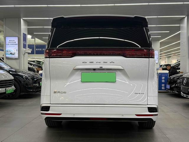 Certificated Pre-Owned Denza D9 DM 2022 970 4WD Flagship Edition -u22544374