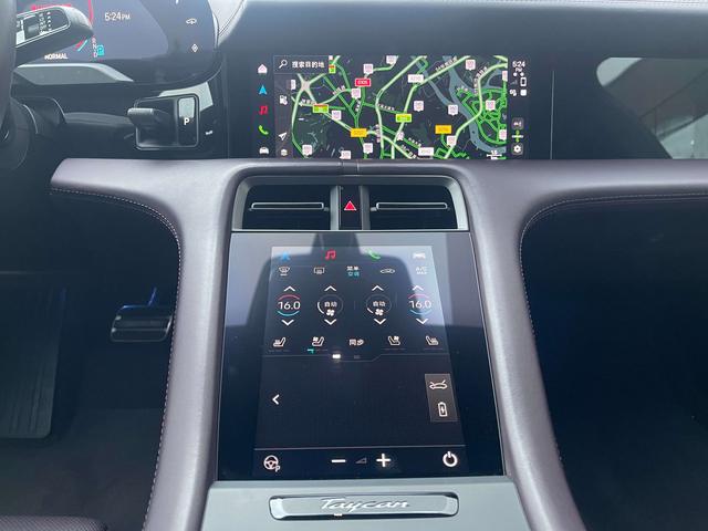 Pre-Owned 2024 Porsche Taycan 4