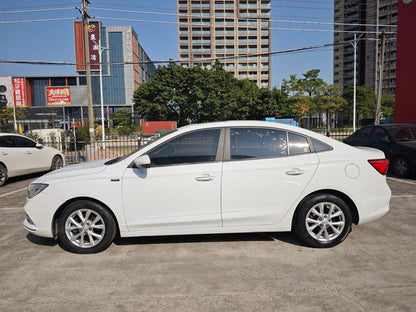 Certificated Used Roewe I5 2020 1.5L Automatic 4G Internet Linghao Edition