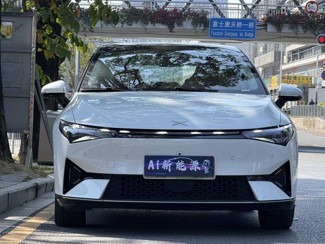 Certificated Pre-Owned XPENG P5 2022 550E-u22309594