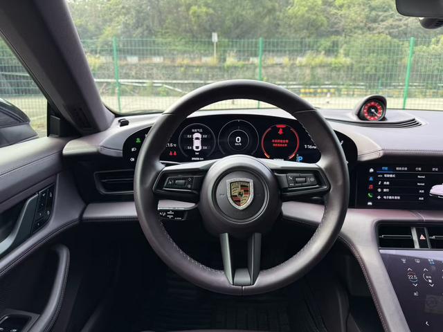 Pre-Owned Porsche Taycan 2020 Taycan