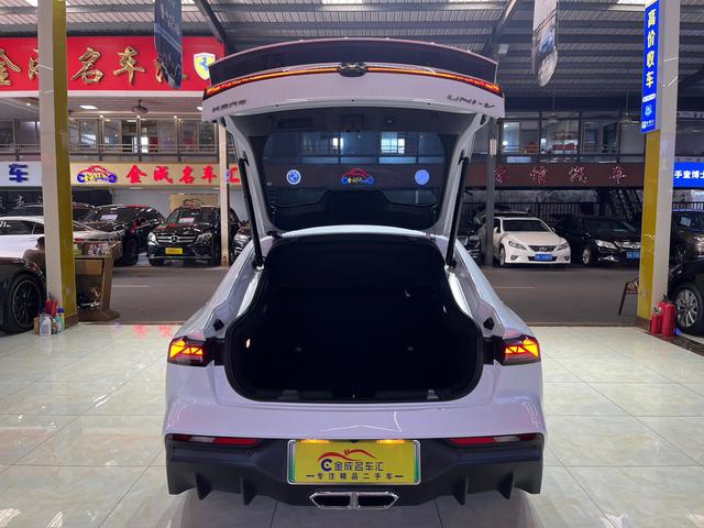 Certificated Pre-Owned Changan UNI-V Intelligent Electric iDD 2024 Model Blue Whale Intelligent Electric iDD 136km Intelligent Cool Version -u22075154