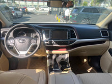 Certificated Pre-Owned GAC Toyota Highlander 2015 3.5L 4WD Elite Edition 7-seater - u22059431