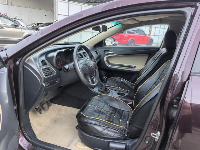 سيارة FAW-Haima Family 2014 M5 1.6L Manual Elite Edition مستعملة معتمدة - u21768951