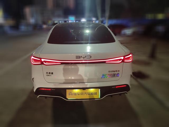 Certificated Pre-Owned BYD Seal 06DM 2024 DM-i 120KM Honor Edition