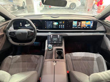 Certificated Pre-Owned Voyah Zhuiguang PHEV 2024 Ultra-Long Range Four-Wheel Drive Flagship Edition -u22310680