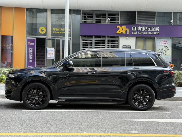 Pre - Owned 2020 Li ONE Extended - Range 6 - Seat Edition