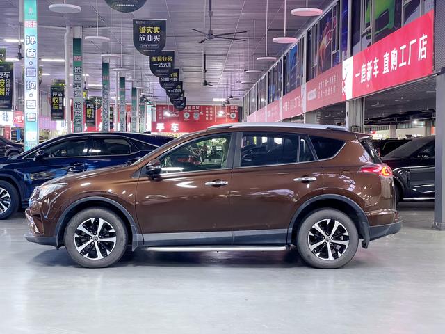 Certificated Pre-Owned Toyota RAV4 Rongfang 2016 2.0L CVT Two-Wheel Drive Fashion Edition - u22066865