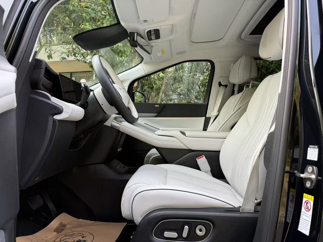 Certificated Pre-Owned XPENG X9 2024 702 Ultra Long Range Max-u22211515