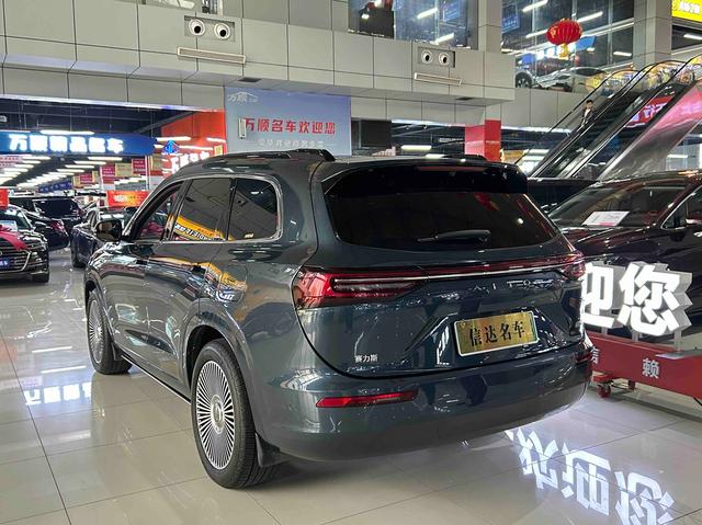 Pre-Owned Wenjie M7 2024 Ultra Five - Seat Four - Wheel Drive Intelligent Driving Edition