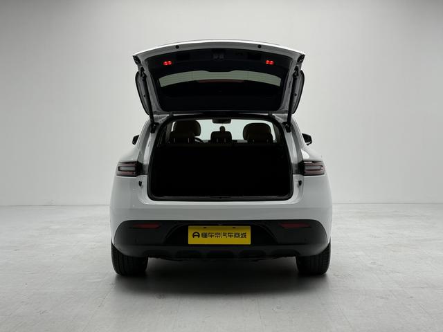 Certificated Pre-Owned Wenjie M5 2022 Extended-Range Rear-Wheel Drive Standard Edition -u22668335