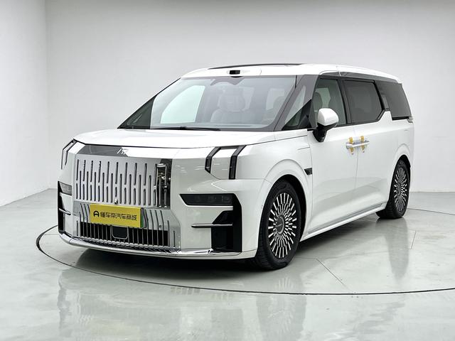 Certificated Pre-Owned ZEEKR 009 2024 Six-Seater Executive Edition Four-Wheel Drive 108kWh-u22959937